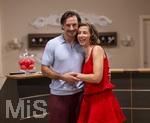 16.09.2026,  ARD-Telenovela STURM DER LIEBE, Fototermin zur 23.Staffel am Film-Set in München, bei Bavaria-Film in Geiselgasteig, in der Studio-Kulisse des fiktiven Hotels Fürstenhof. Die neue Staffel startet am 4.11.2026. v.re. Schauspielerin Pippa Fee Rupperti (Rolle Emilia Jakobi) und Schauspieler Jaime Ferkic (Rolle Massimo Foghetti) an der Rezeption in den Kulissen der Serie. 