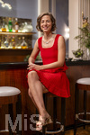 16.09.2026,  ARD-Telenovela STURM DER LIEBE, Fototermin zur 23.Staffel am Film-Set in München, bei Bavaria-Film in Geiselgasteig, in der Studio-Kulisse des fiktiven Hotels Fürstenhof. Die neue Staffel startet am 4.11.2026. Schauspielerin Pippa Fee Rupperti (Rolle Emilia Jakobi) an der Rezeption in den Kulissen der Serie.  