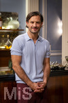 16.09.2026,  ARD-Telenovela STURM DER LIEBE, Fototermin zur 23.Staffel am Film-Set in München, bei Bavaria-Film in Geiselgasteig, in der Studio-Kulisse des fiktiven Hotels Fürstenhof. Die neue Staffel startet am 4.11.2026. Schauspieler Jaime Ferkic (Rolle Massimo Foghetti) in den Kulissen der Serie.  