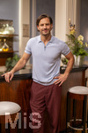 16.09.2026,  ARD-Telenovela STURM DER LIEBE, Fototermin zur 23.Staffel am Film-Set in München, bei Bavaria-Film in Geiselgasteig, in der Studio-Kulisse des fiktiven Hotels Fürstenhof. Die neue Staffel startet am 4.11.2026. Schauspieler Jaime Ferkic (Rolle Massimo Foghetti) in den Kulissen der Serie. 