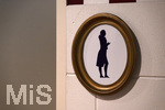 16.09.2026,  ARD-Telenovela STURM DER LIEBE, Fototermin zur 23.Staffel am Film-Set in München, bei Bavaria-Film in Geiselgasteig, in der Studio-Kulisse des fiktiven Hotels Fürstenhof.  Herrentoilette