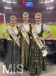 18.09.2026, Fussball Bundesliga 2026/2027, 4.Spieltag, FC Bayern München - 1.FC Union Berlin, in der Allianz-Arena München,   Drei Brasilianische Oktoberfest Prinzessinnen


