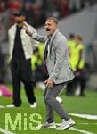 18.09.2026, Fussball Bundesliga 2026/2027, 4.Spieltag, FC Bayern München - 1.FC Union Berlin, in der Allianz-Arena München,   Trainer Mauro Lustrinelli (Union Berlin) nachdenklich.


