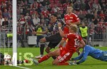 18.09.2026, Fussball Bundesliga 2026/2027, 4.Spieltag, FC Bayern München - 1.FC Union Berlin, in der Allianz-Arena München,   Jamal Musiala (Bayern München) gegen Leopold Querfeld (Union Berlin) 


