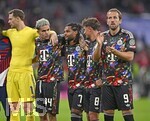 18.09.2026, Fussball Bundesliga 2026/2027, 4.Spieltag, FC Bayern München - 1.FC Union Berlin, in der Allianz-Arena München,   Die Bayern Spieler freuen sich nach dem Spiel v.l. Torwart Manuel Neuer (FC Bayern München), Luis Diaz (FC Bayern München), Serge Gnabry (FC Bayern München), Tom Bischof (FC Bayern München) und Harry Kane (FC Bayern München) 


