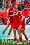 19.09.2026, München, Deutschland. Google Pixel Frauen-Bundesliga: FC Bayern München Frauen gegen 1. FC Köln Frauen am FC Bayern Campus. Alara Sehitler (FC Bayern Frauen) trifft Elfmeter und jubelt mit Jovana Damnjanovic (FC Bayern Frauen) und Sophie Proost (FC Bayern Frauen)