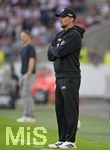 19.09.2026, Fussball 1. Bundesliga 2026/2027, 4.Spieltag, VfB Stuttgart - Borussia Dortmund, in der MHP-Arena Stuttgart, 
 Trainer Sebastian Hoeneß (Stuttgart) nachdenklich.

