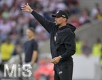 19.09.2026, Fussball 1. Bundesliga 2026/2027, 4.Spieltag, VfB Stuttgart - Borussia Dortmund, in der MHP-Arena Stuttgart, 
 Trainer Sebastian Hoeneß (Stuttgart) gestikuliert.

