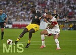 19.09.2026, Fussball 1. Bundesliga 2026/2027, 4.Spieltag, VfB Stuttgart - Borussia Dortmund, in der MHP-Arena Stuttgart, Serhou Yadaly Guirassy (Borussia Dortmund) gegen Jeff Chabot (Stuttgart)  
 


