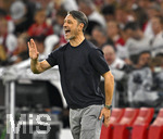19.09.2026, Fussball 1. Bundesliga 2026/2027, 4.Spieltag, VfB Stuttgart - Borussia Dortmund, in der MHP-Arena Stuttgart, Trainer Niko Kovac (Borussia Dortmund) gestikuliert
 

