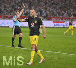 19.09.2026, Fussball 1. Bundesliga 2026/2027, 4.Spieltag, VfB Stuttgart - Borussia Dortmund, in der MHP-Arena Stuttgart, Waldemar Anton (Borussia Dortmund) unzufrieden.
 

