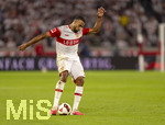 19.09.2026, Fussball 1. Bundesliga 2026/2027, 4.Spieltag, VfB Stuttgart - Borussia Dortmund, in der MHP-Arena Stuttgart, Josha Vagnoman (Stuttgart) am Ball 