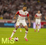 19.09.2026, Fussball 1. Bundesliga 2026/2027, 4.Spieltag, VfB Stuttgart - Borussia Dortmund, in der MHP-Arena Stuttgart, Josha Vagnoman (Stuttgart) am Ball 