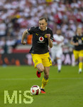 19.09.2026, Fussball 1. Bundesliga 2026/2027, 4.Spieltag, VfB Stuttgart - Borussia Dortmund, in der MHP-Arena Stuttgart, Maximilian Beier (Borussia Dortmund) am Ball 