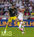 19.09.2026, Fussball 1. Bundesliga 2026/2027, 4.Spieltag, VfB Stuttgart - Borussia Dortmund, in der MHP-Arena Stuttgart, von links:  Nico Schlotterbeck (Borussia Dortmund) gegen Ermedin Demirovic (Stuttgart) 