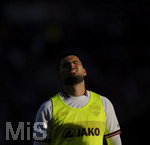 19.09.2026, Fussball 1. Bundesliga 2026/2027, 4.Spieltag, VfB Stuttgart - Borussia Dortmund, in der MHP-Arena Stuttgart, Deniz Undav (Stuttgart) beim Aufwärmen im Streiflicht.