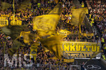 19.09.2026, Fussball 1. Bundesliga 2026/2027, 4.Spieltag, VfB Stuttgart - Borussia Dortmund, in der MHP-Arena Stuttgart, Fans Dortmund schwenken ihre Fahnen 