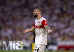 19.09.2026, Fussball 1. Bundesliga 2026/2027, 4.Spieltag, VfB Stuttgart - Borussia Dortmund, in der MHP-Arena Stuttgart, Jeff Chabot (Stuttgart) ratlos 
