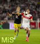 19.09.2026, Fussball 1. Bundesliga 2026/2027, 4.Spieltag, VfB Stuttgart - Borussia Dortmund, in der MHP-Arena Stuttgart, v.li: Daniel Svensson (Borussia Dortmund), Leo Sauer (Stuttgart) 