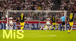 19.09.2026, Fussball 1. Bundesliga 2026/2027, 4.Spieltag, VfB Stuttgart - Borussia Dortmund, in der MHP-Arena Stuttgart, Torschuss von Maximilian Beier (Borussia Dortmund) zum Siegtor 1:0.