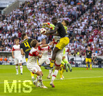 19.09.2026, Fussball 1. Bundesliga 2026/2027, 4.Spieltag, VfB Stuttgart - Borussia Dortmund, in der MHP-Arena Stuttgart, Serhou Yadaly Guirassy (Borussia Dortmund) gegen Torwart Fabian Bredlow (Stuttgart) 