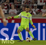 19.09.2026, Fussball 1. Bundesliga 2026/2027, 4.Spieltag, VfB Stuttgart - Borussia Dortmund, in der MHP-Arena Stuttgart, Torwart Fabian Bredlow (Stuttgart) am Ball 