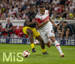 19.09.2026, Fussball 1. Bundesliga 2026/2027, 4.Spieltag, VfB Stuttgart - Borussia Dortmund, in der MHP-Arena Stuttgart, v.li: Joane Gadou (Borussia Dortmund) gegen Jamie Leweling (Stuttgart) 
