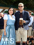 20.09.2026, Fussball 1. Bundesliga 2026/2027,  FC Bayern München, Die Mannschaft auf dem Oktoberfest in der Käfer-Schänke. (Poolfoto). Luis Diaz (FC Bayern München) mit Ehefrau Geraldine Ponce