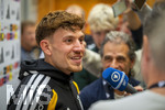 22.09.2026, Fussball DFB-Nationalmannschaft Deutschland, Trainingslager in Herzogenaurach, im Homeground bei ADIDAS, vor den UEFA Nations League Spielen, Medien-Mixed-Zone mit drei Spielern der Nationalmannschaft im Gespräch mit der anwesenden Presse. Philipp Treu (Deutschland) am Mikrofon.