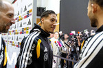 22.09.2026, Fussball DFB-Nationalmannschaft Deutschland, Trainingslager in Herzogenaurach, im Homeground bei ADIDAS, vor den UEFA Nations League Spielen, Medien-Mixed-Zone mit drei Spielern der Nationalmannschaft im Gespräch mit der anwesenden Presse. Hier Younes Ebnoutalib (Deutschland) 