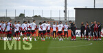 22.09.2026, Fussball DFB-Nationalmannschaft Deutschland, Trainingslager in Herzogenaurach, im Homeground bei ADIDAS, vor den UEFA Nations League Spielen, Training der Nationalmannschaft vor der anwesenden Presse. Trainer Jürgen Klopp (Deutschland) hält eine Ansprahce an die Mannschaft,