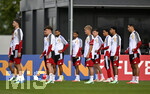 22.09.2026, Fussball DFB-Nationalmannschaft Deutschland, Trainingslager in Herzogenaurach, im Homeground bei ADIDAS, vor den UEFA Nations League Spielen, Training der Nationalmannschaft vor der anwesenden Presse. Alle Nationalspieler stehen bereit.