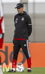 22.09.2026, Fussball DFB-Nationalmannschaft Deutschland, Trainingslager in Herzogenaurach, im Homeground bei ADIDAS, vor den UEFA Nations League Spielen, Bundestrainer Jürgen Klopp (Deutschland) nachdenklich  