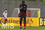 22.09.2026, Fussball DFB-Nationalmannschaft Deutschland, Trainingslager in Herzogenaurach, im Homeground bei ADIDAS, vor den UEFA Nations League Spielen, Bundestrainer Jürgen Klopp (Deutschland) nachdenklich  