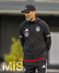 22.09.2026, Fussball DFB-Nationalmannschaft Deutschland, Trainingslager in Herzogenaurach, im Homeground bei ADIDAS, vor den UEFA Nations League Spielen, Bundestrainer Jürgen Klopp (Deutschland) lachend  