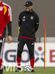 22.09.2026, Fussball DFB-Nationalmannschaft Deutschland, Trainingslager in Herzogenaurach, im Homeground bei ADIDAS, vor den UEFA Nations League Spielen, Bundestrainer Jürgen Klopp (Deutschland) lachend  
