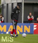 22.09.2026, Fussball DFB-Nationalmannschaft Deutschland, Trainingslager in Herzogenaurach, im Homeground bei ADIDAS, vor den UEFA Nations League Spielen, Bundestrainer Jürgen Klopp (Deutschland) nachdenklich 