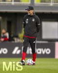 22.09.2026, Fussball DFB-Nationalmannschaft Deutschland, Trainingslager in Herzogenaurach, im Homeground bei ADIDAS, vor den UEFA Nations League Spielen, Bundestrainer Jürgen Klopp (Deutschland) lachend 