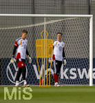 22.09.2026, Fussball DFB-Nationalmannschaft Deutschland, Trainingslager in Herzogenaurach, im Homeground bei ADIDAS, vor den UEFA Nations League Spielen, Torwart Alexander Nübel (Deutschland) und Torwart Marc-Andre ter Stegen (Deutschland)