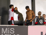 22.09.2026, Fussball DFB-Nationalmannschaft Deutschland, Trainingslager in Herzogenaurach, im Homeground bei ADIDAS, vor den UEFA Nations League Spielen, Bambase Conte (Deutschland) zieht sich um.