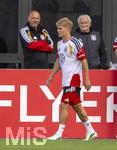 22.09.2026, Fussball DFB-Nationalmannschaft Deutschland, Trainingslager in Herzogenaurach, im Homeground bei ADIDAS, vor den UEFA Nations League Spielen, Hennes Behrens (Deutschland), hi: Sportdirektor Rudi Völler (Deutschland) 