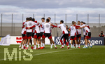 22.09.2026, Fussball DFB-Nationalmannschaft Deutschland, Trainingslager in Herzogenaurach, im Homeground bei ADIDAS, vor den UEFA Nations League Spielen, Spassiges Training, mit Nathaniel Brown (Deutschland), Hennes Behrens (Deutschland), Younes Ebnoutalib (Deutschland), Jamal Musiala (Deutschland), 