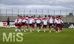22.09.2026, Fussball DFB-Nationalmannschaft Deutschland, Trainingslager in Herzogenaurach, im Homeground bei ADIDAS, vor den UEFA Nations League Spielen, Younes Ebnoutalib (Deutschland), Nadiem Amiri (Deutschland), Chris Führich (Deutschland), Hennes Behrens (Deutschland), Josha Vagnoman (Deutschland), Karim Adeyemi (Deutschland), Yann Aurel Bisseck (Deutschland), Jonathan Tah (Deutschland), 