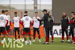 22.09.2026, Fussball DFB-Nationalmannschaft Deutschland, Trainingslager in Herzogenaurach, im Homeground bei ADIDAS, vor den UEFA Nations League Spielen, Bundestrainer Jürgen Klopp (Deutschland) hält eine Rede vor seinen Spielern 