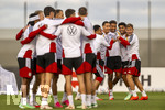 22.09.2026, Fussball DFB-Nationalmannschaft Deutschland, Trainingslager in Herzogenaurach, im Homeground bei ADIDAS, vor den UEFA Nations League Spielen, Spass beim Training, Joshua Kimmich (Deutschland), Younes Ebnoutalib (Deutschland), Felix Nmecha (Deutschland), Joshua Kimmich (Deutschland), Nathaniel Brown (Deutschland), Bambase Conte
