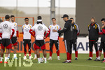 22.09.2026, Fussball DFB-Nationalmannschaft Deutschland, Trainingslager in Herzogenaurach, im Homeground bei ADIDAS, vor den UEFA Nations League Spielen, Bundestrainer Jürgen Klopp (Deutschland) hält eine Rede vor seinen Spielern 
