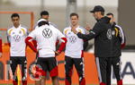 22.09.2026, Fussball DFB-Nationalmannschaft Deutschland, Trainingslager in Herzogenaurach, im Homeground bei ADIDAS, vor den UEFA Nations League Spielen, Bundestrainer Jürgen Klopp (Deutschland) hält eine Rede vor seinen Spielern 