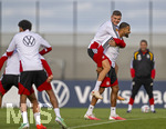 22.09.2026, Fussball DFB-Nationalmannschaft Deutschland, Trainingslager in Herzogenaurach, im Homeground bei ADIDAS, vor den UEFA Nations League Spielen, Josha Vagnoman trägt Yannik Engelhardt