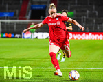 22.09.2026, Unterhaching, Deutschland. UEFA Women's Champions League, 1. Spieltag der Ligaphase: FC Bayern München Frauen gegen Manchester City. UWCL-Auftakt der FC Bayern Frauen und erstes UWCL-Pflichtspiel im neuen Zuhause Sportpark Unterhaching. Franziska Kett (FC Bayern Frauen)