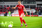 22.09.2026, Unterhaching, Deutschland. UEFA Women's Champions League, 1. Spieltag der Ligaphase: FC Bayern München Frauen gegen Manchester City. UWCL-Auftakt der FC Bayern Frauen und erstes UWCL-Pflichtspiel im neuen Zuhause Sportpark Unterhaching. Klara Bühl (FC Bayern Frauen)